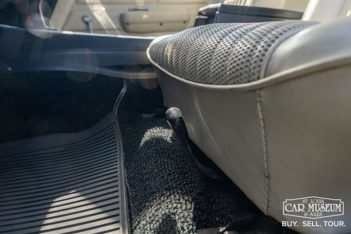 Ford-Mustang-1970-Fastback-29