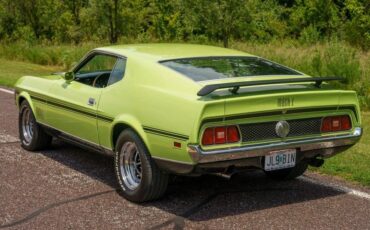 Ford-Mustang-1971-32