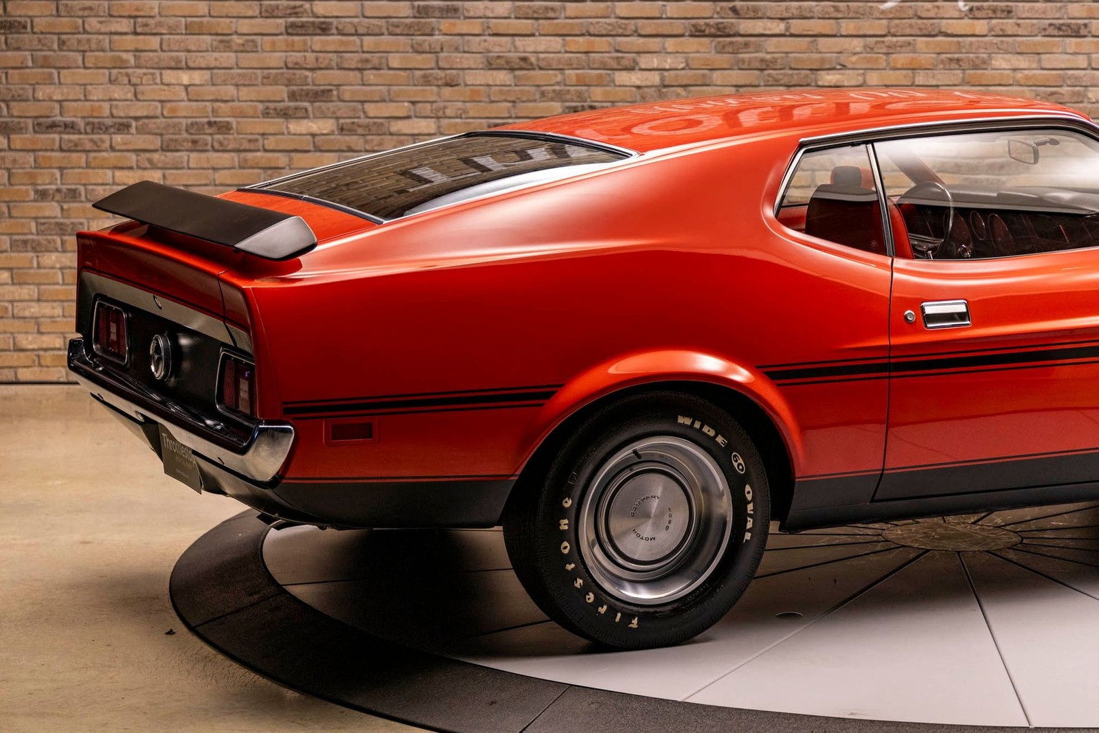 Ford-Mustang-1971-Coupe-10