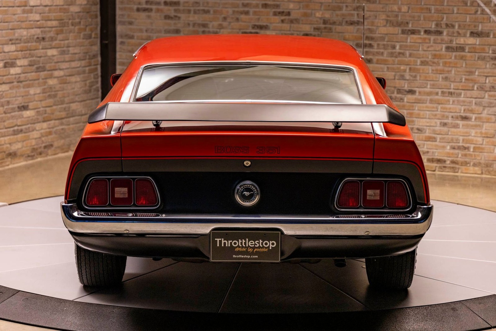 Ford-Mustang-1971-Coupe-6