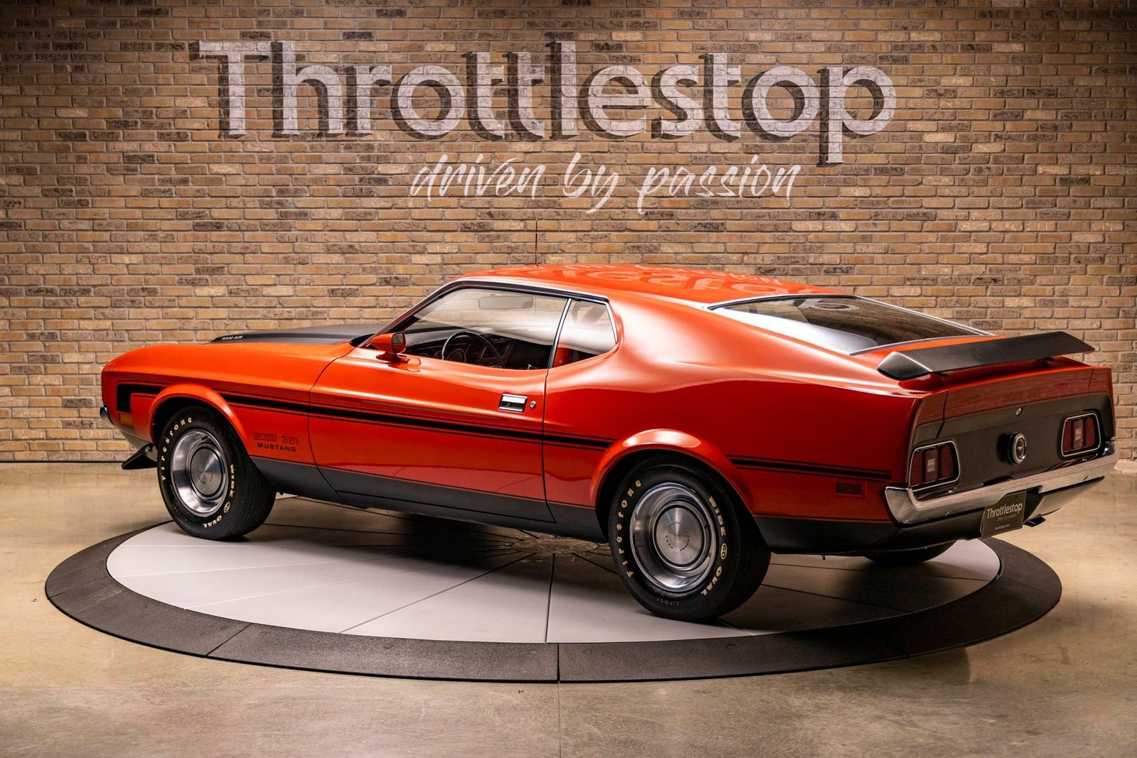 Ford-Mustang-1971-Coupe-7