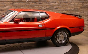 Ford-Mustang-1971-Coupe-9