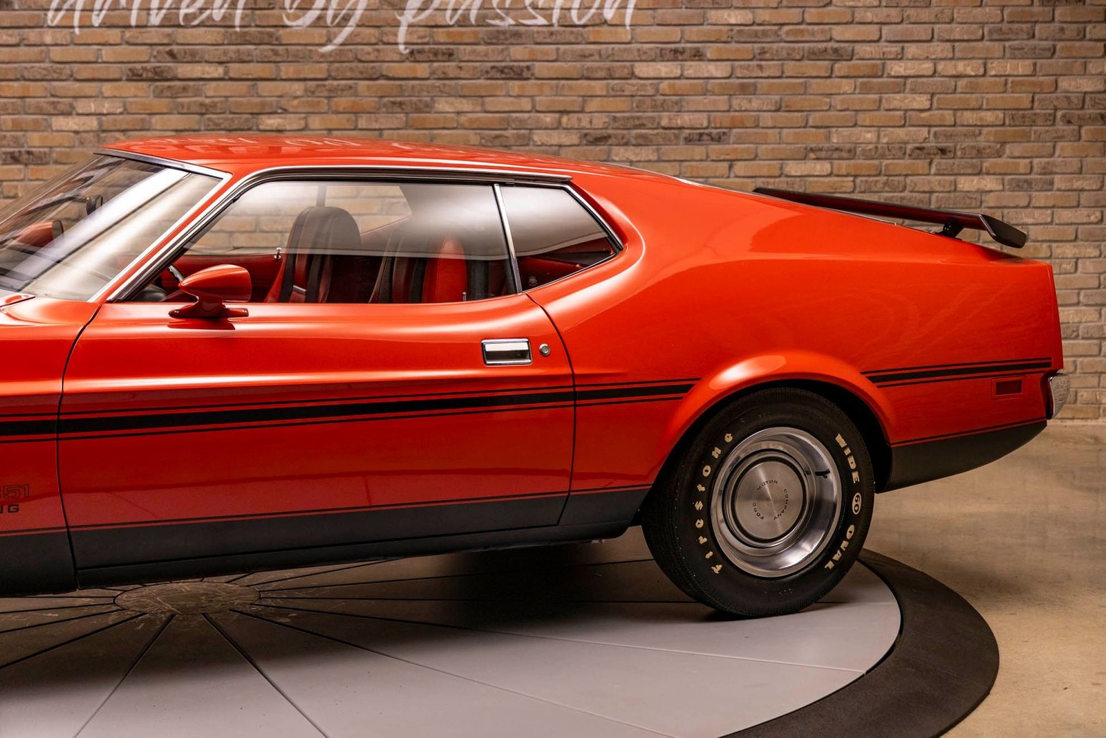 Ford-Mustang-1971-Coupe-9