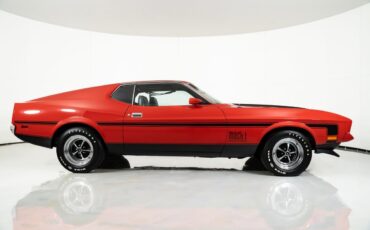 Ford-Mustang-1971-Fastback-16