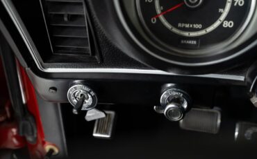 Ford-Mustang-1971-Fastback-30