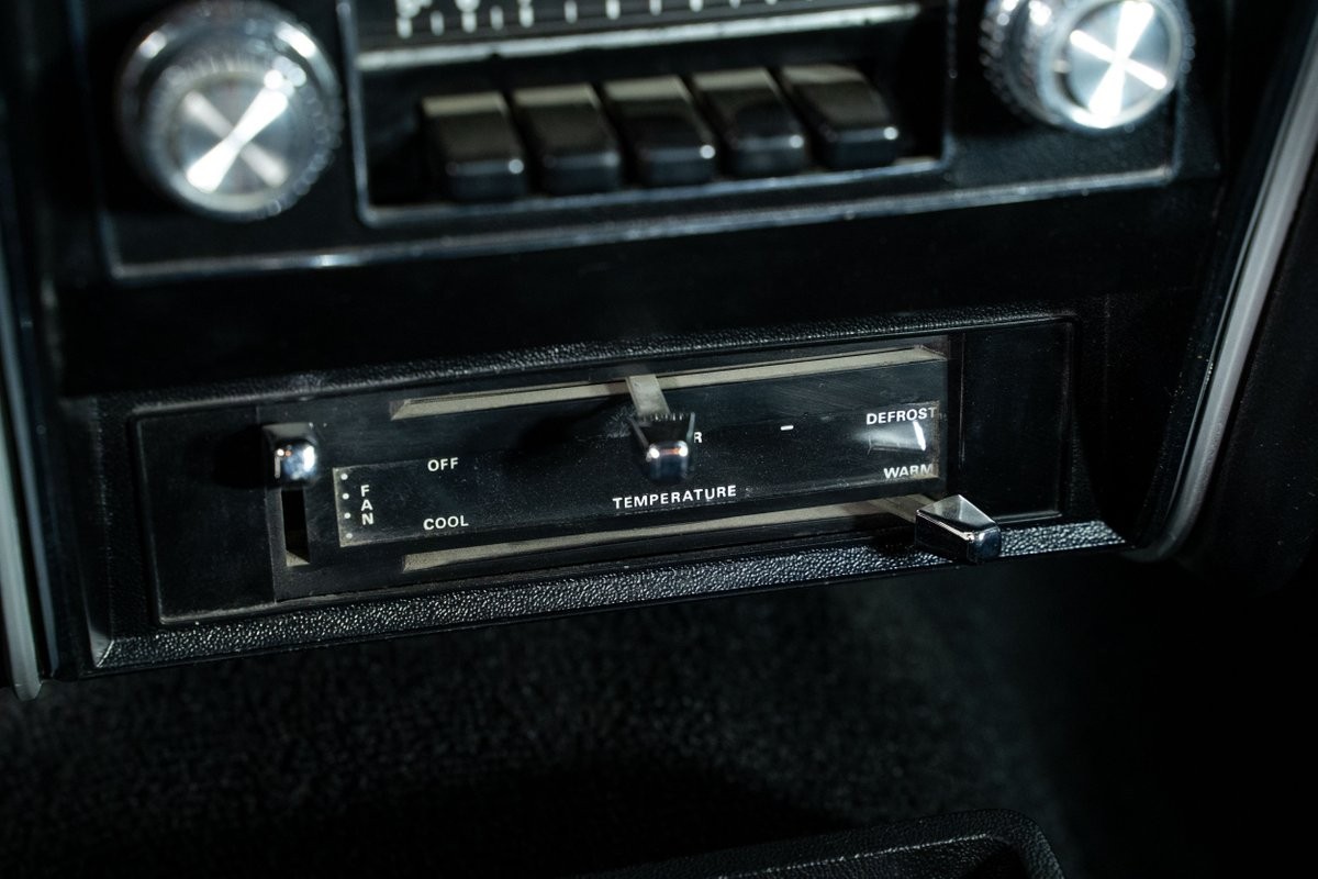 Ford-Mustang-1971-Fastback-34