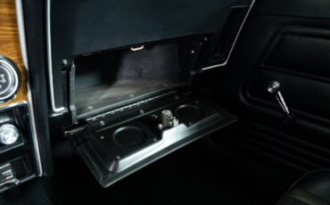 Ford-Mustang-1971-Fastback-37