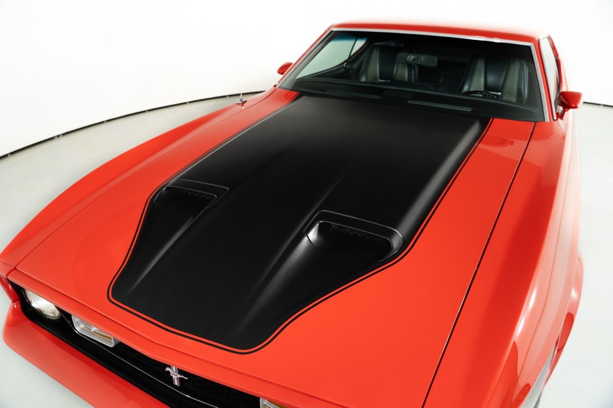 Ford-Mustang-1971-Fastback-4