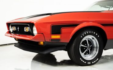 Ford-Mustang-1971-Fastback-6