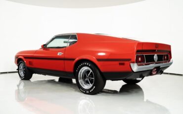 Ford-Mustang-1971-Fastback-9