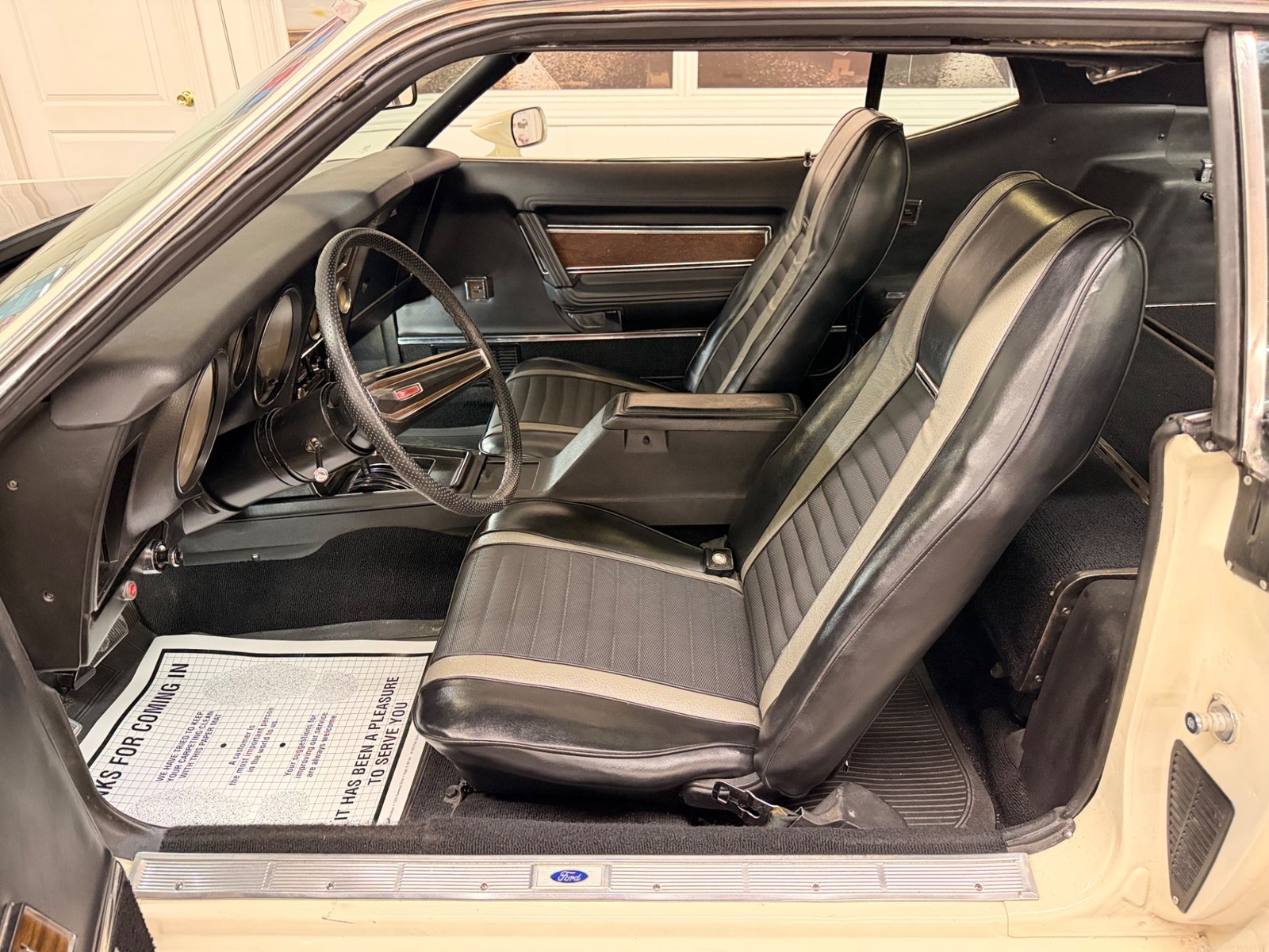 Ford-Mustang-1973-39