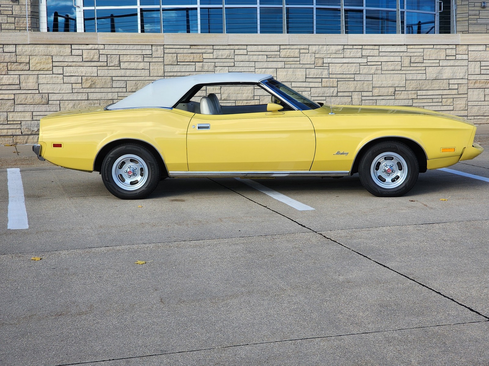 Ford-Mustang-1973-Convertible-16