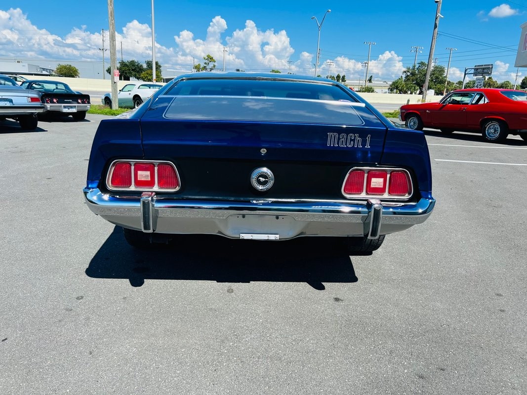 Ford-Mustang-1973-Coupe-3
