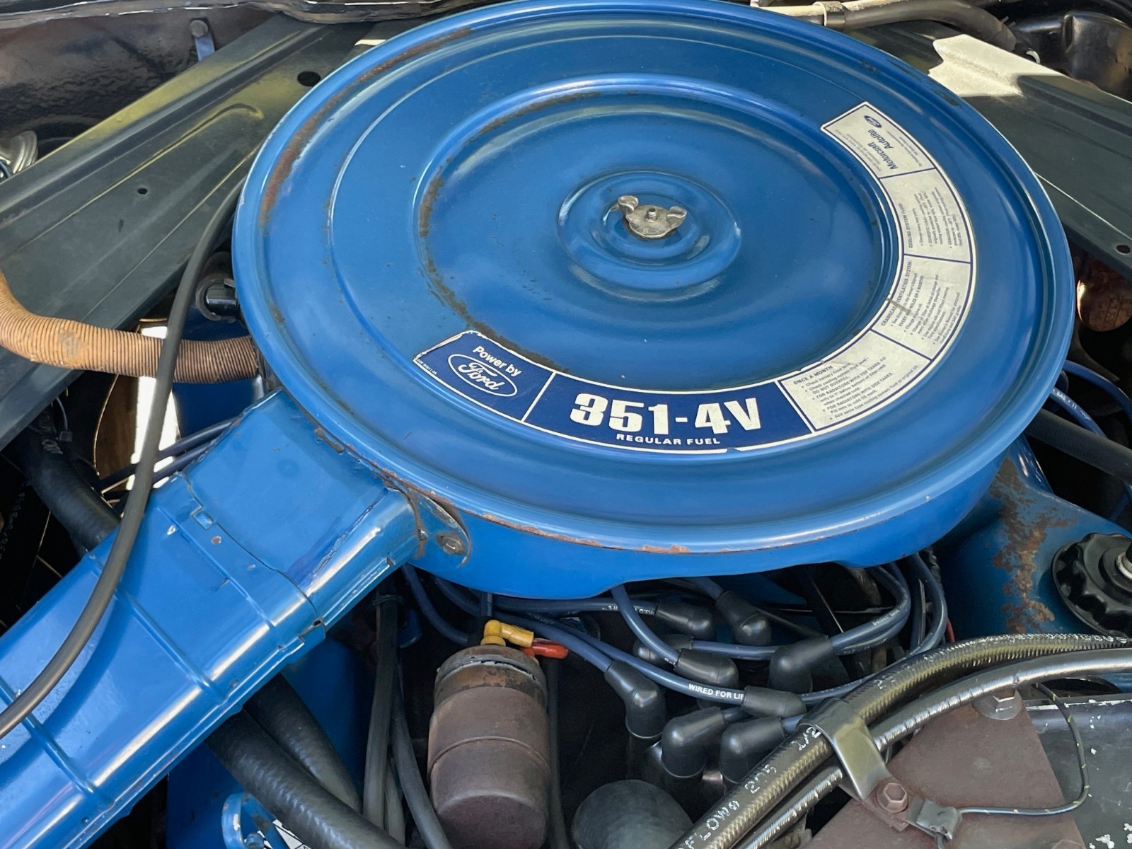 Ford-Mustang-1973-Fastback-12