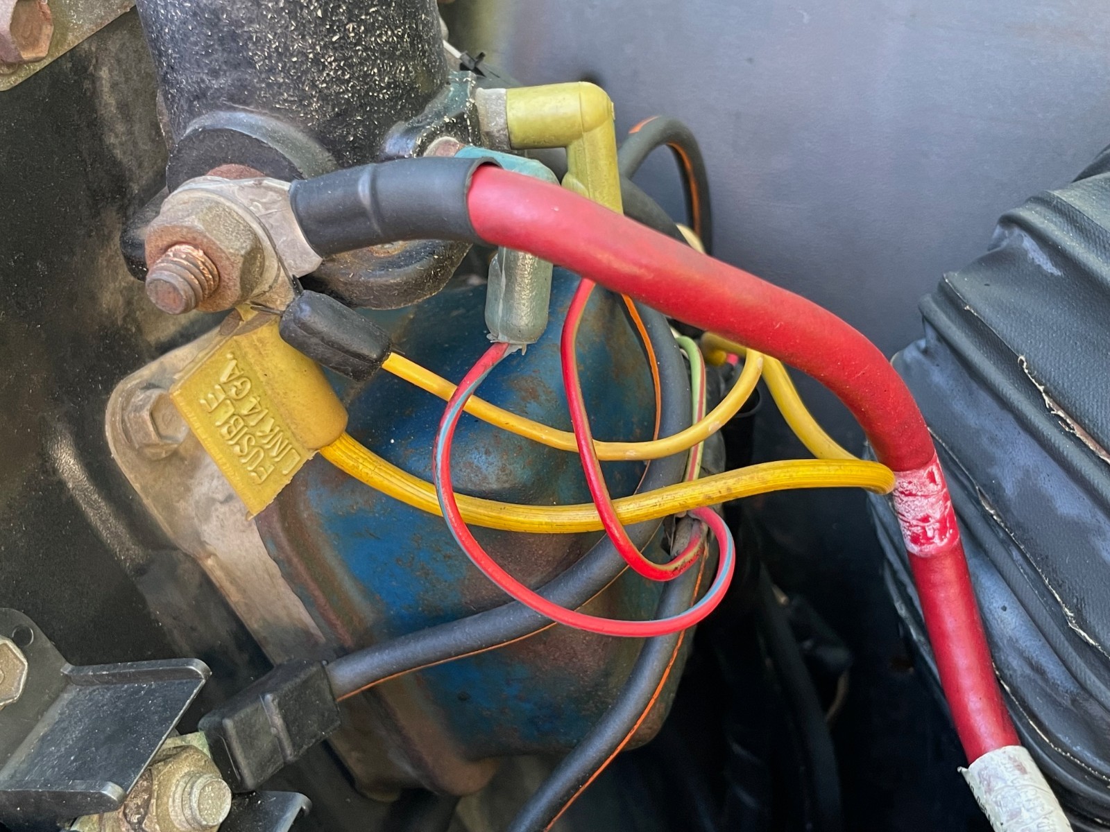 Ford-Mustang-1973-Fastback-31