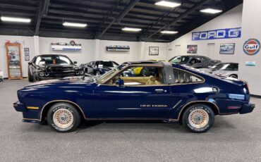 Ford-Mustang-1978-Coupe-2