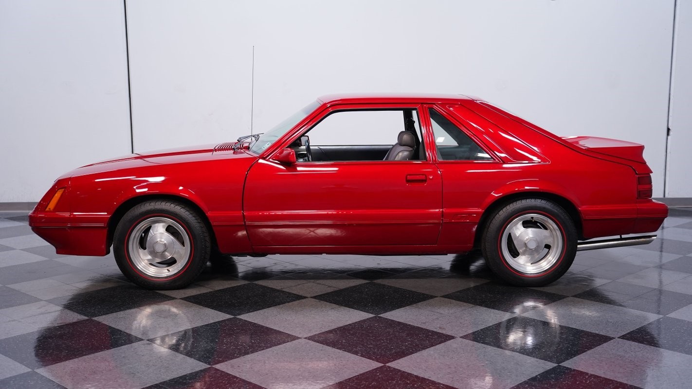 Ford-Mustang-1979-Hatchback-2