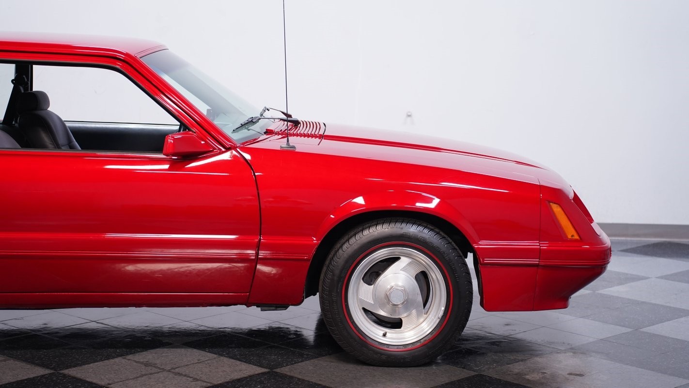 Ford-Mustang-1979-Hatchback-28