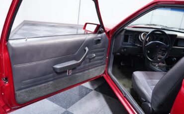 Ford-Mustang-1979-Hatchback-32