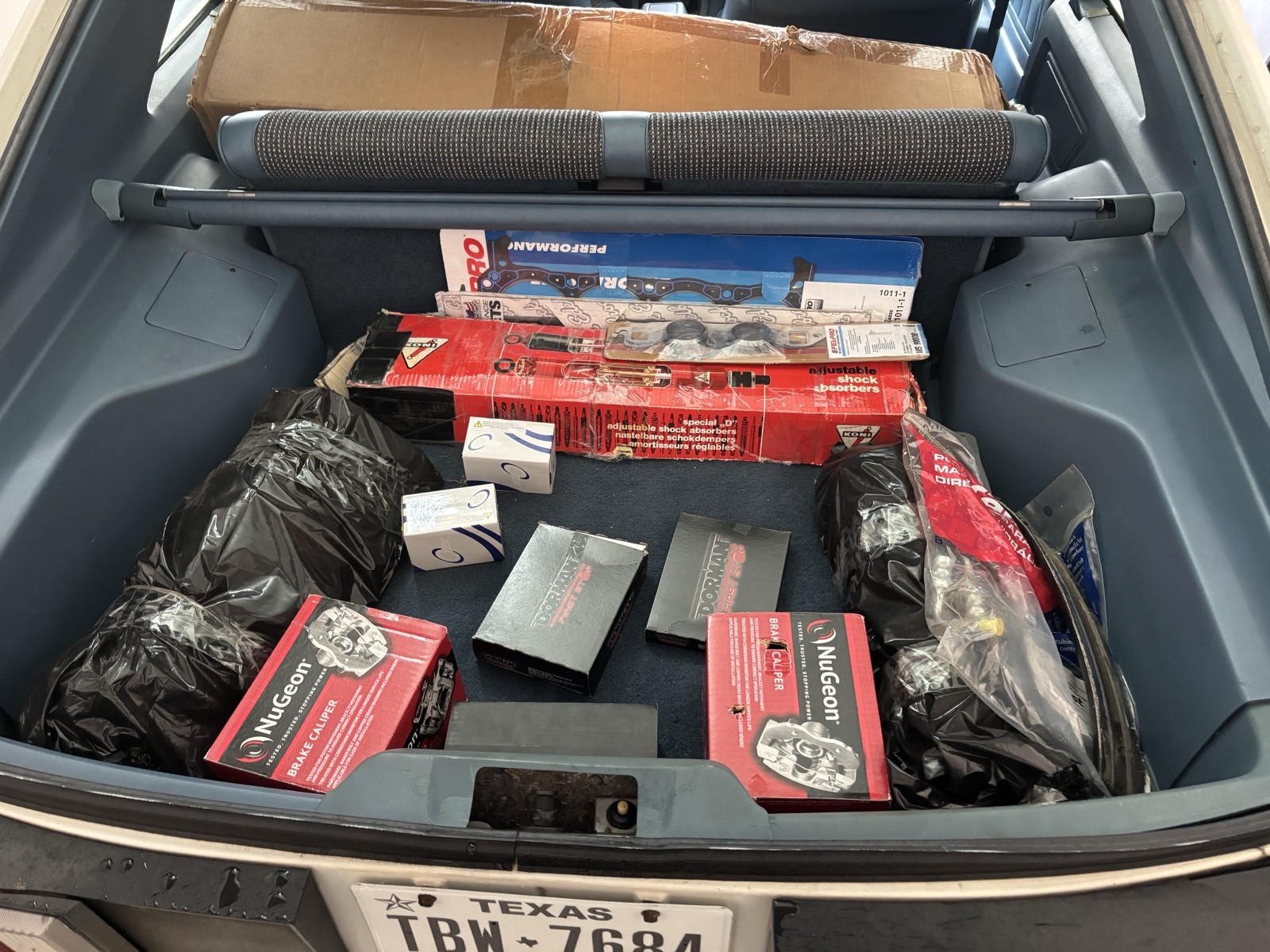 Ford-Mustang-1982-Hatchback-9