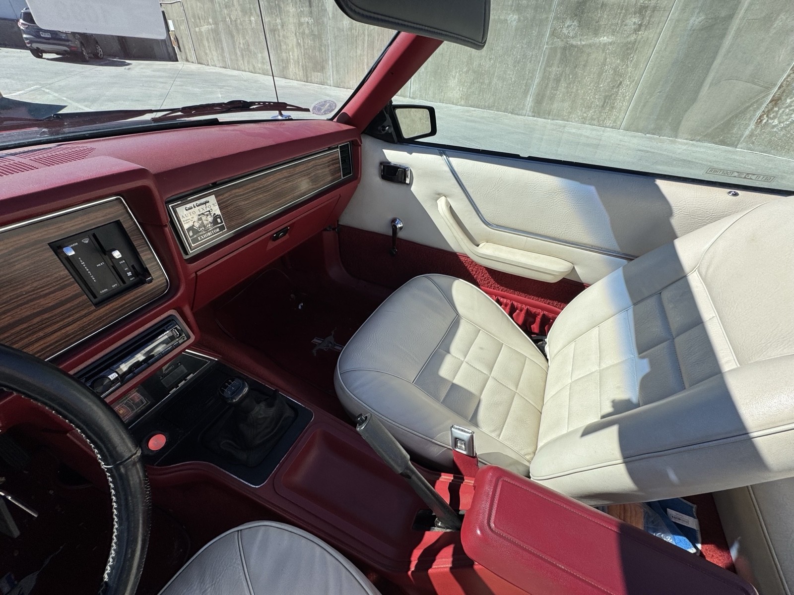 Ford-Mustang-1983-Convertible-15