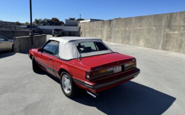 Ford-Mustang-1983-Convertible-2