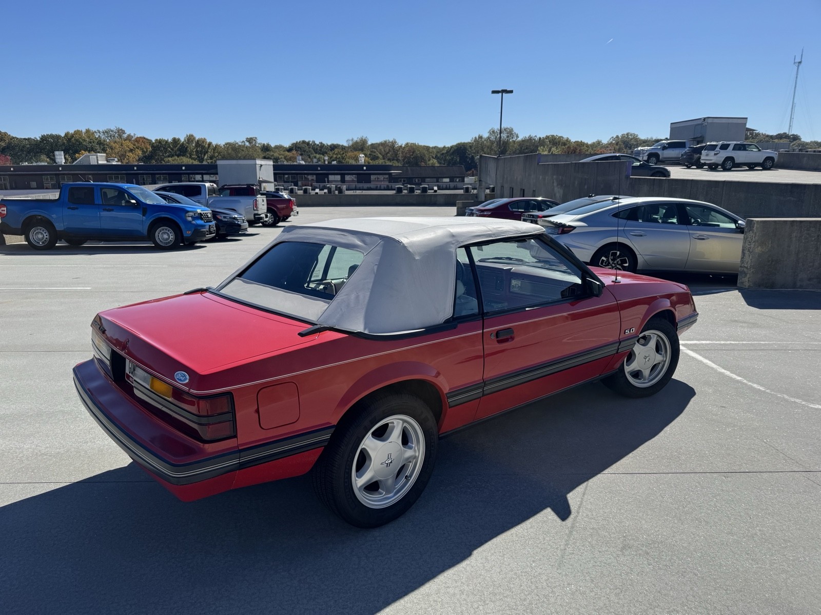 Ford-Mustang-1983-Convertible-3