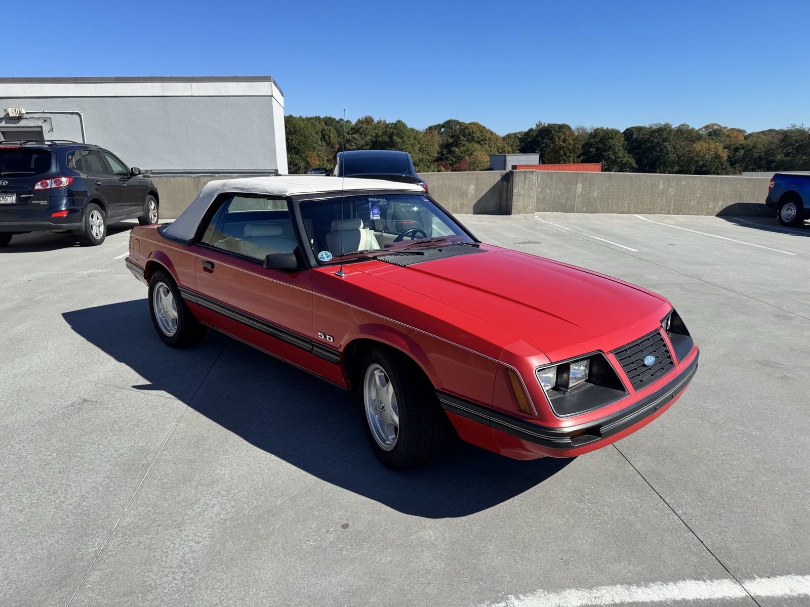 Ford-Mustang-1983-Convertible-4