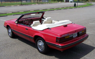 Ford-Mustang-1983-Convertible-5