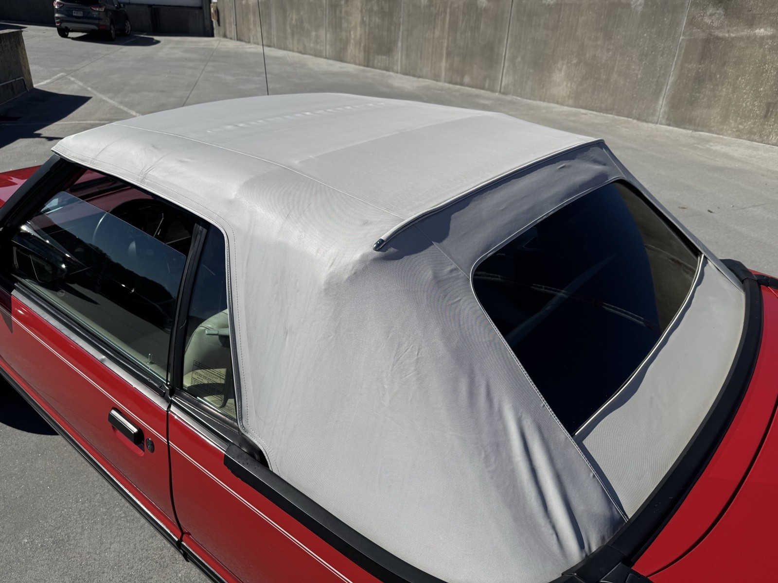 Ford-Mustang-1983-Convertible-7