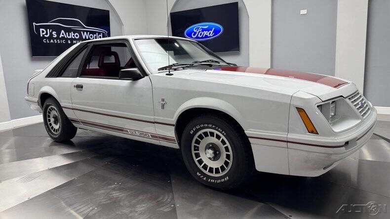 Ford-Mustang-1984-Hatchback-11