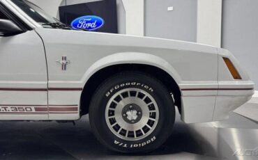 Ford-Mustang-1984-Hatchback-12