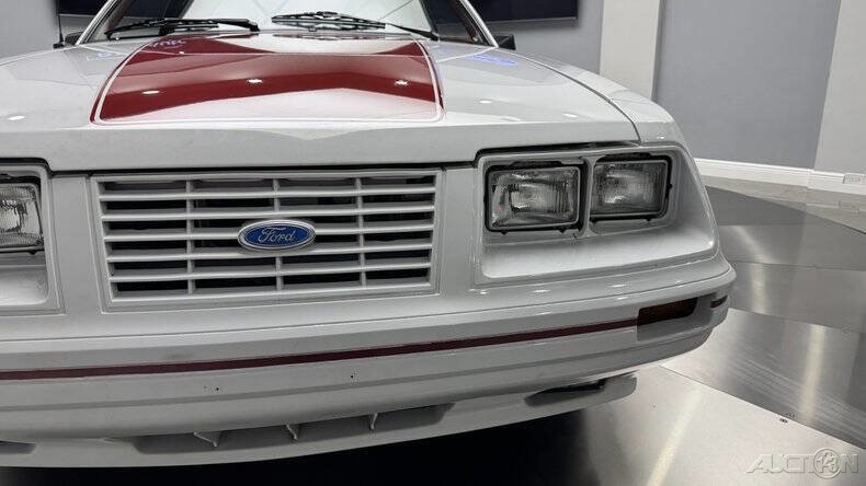 Ford-Mustang-1984-Hatchback-17