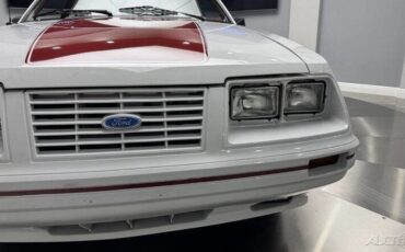 Ford-Mustang-1984-Hatchback-17