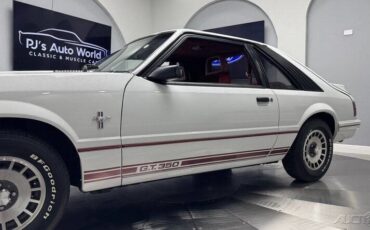 Ford-Mustang-1984-Hatchback-18