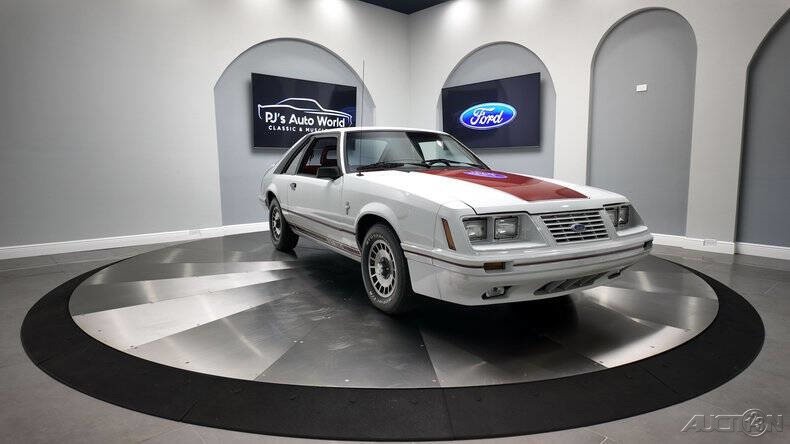 Ford-Mustang-1984-Hatchback-5