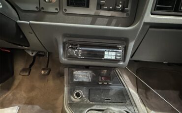 Ford-Mustang-1985-Pink-Gray-16