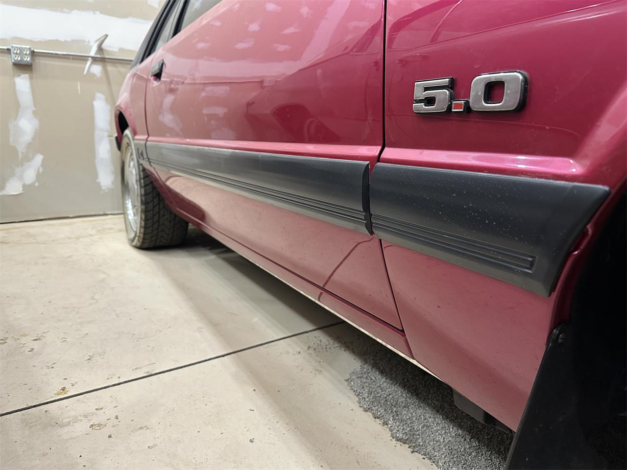 Ford-Mustang-1985-Pink-Gray-18