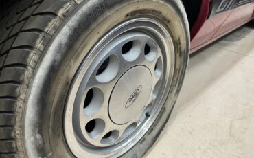 Ford-Mustang-1985-Pink-Gray-2