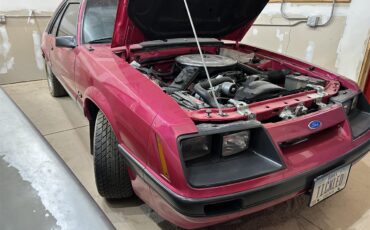 Ford-Mustang-1985-Pink-Gray-21