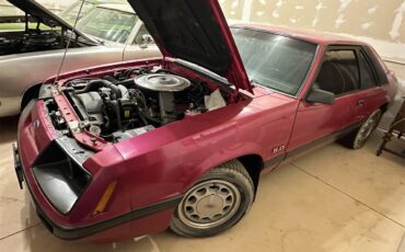 Ford-Mustang-1985-Pink-Gray-7