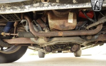 Ford-Mustang-1985-coupe-12