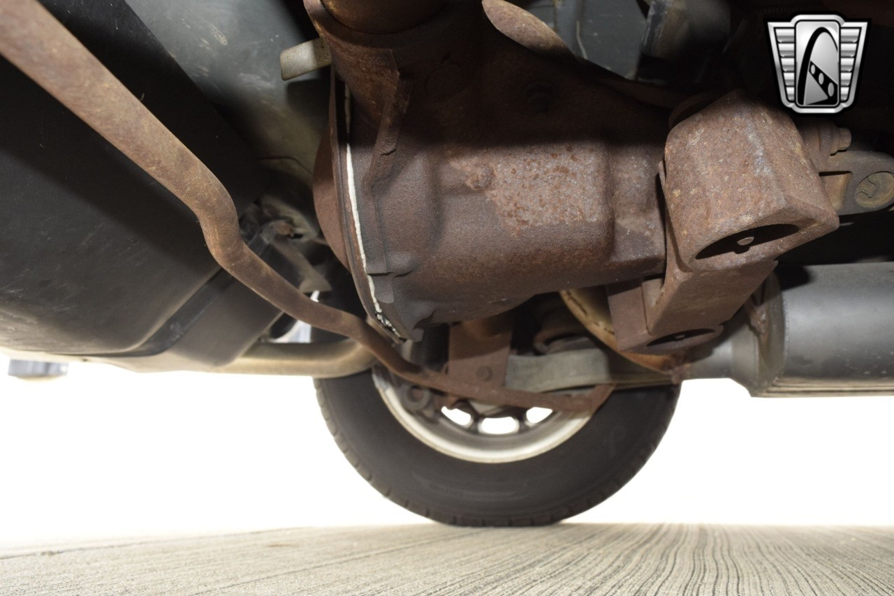 Ford-Mustang-1985-coupe-17