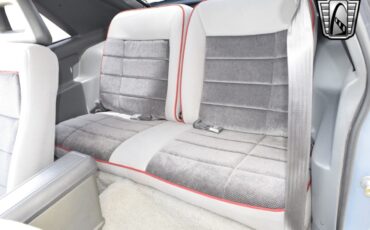 Ford-Mustang-1985-coupe-22