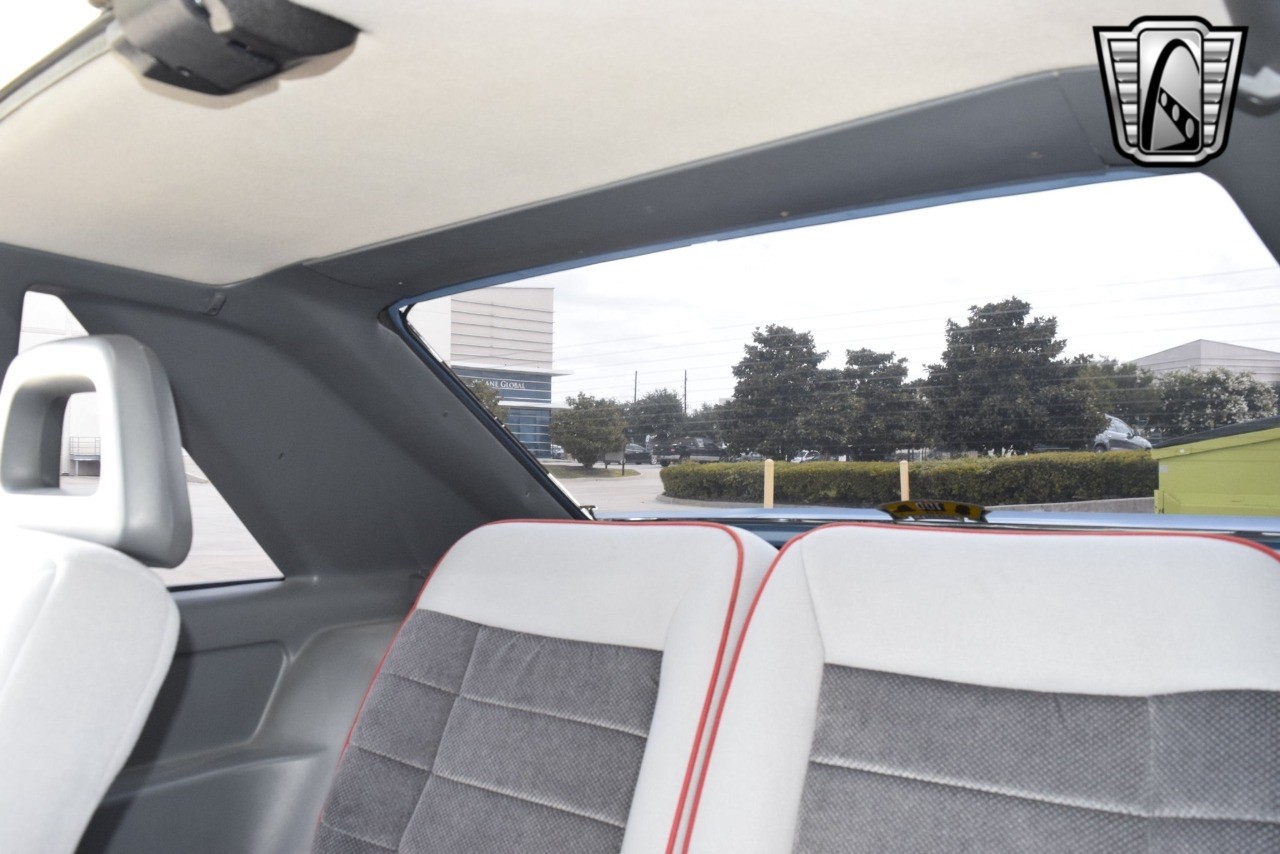 Ford-Mustang-1985-coupe-24