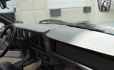 Ford-Mustang-1985-coupe-25