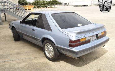 Ford-Mustang-1985-coupe-37