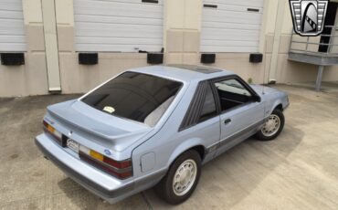 Ford-Mustang-1985-coupe-4