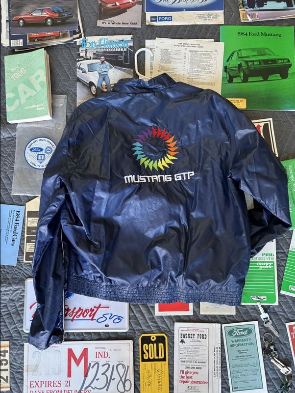 Ford-Mustang-1986-31