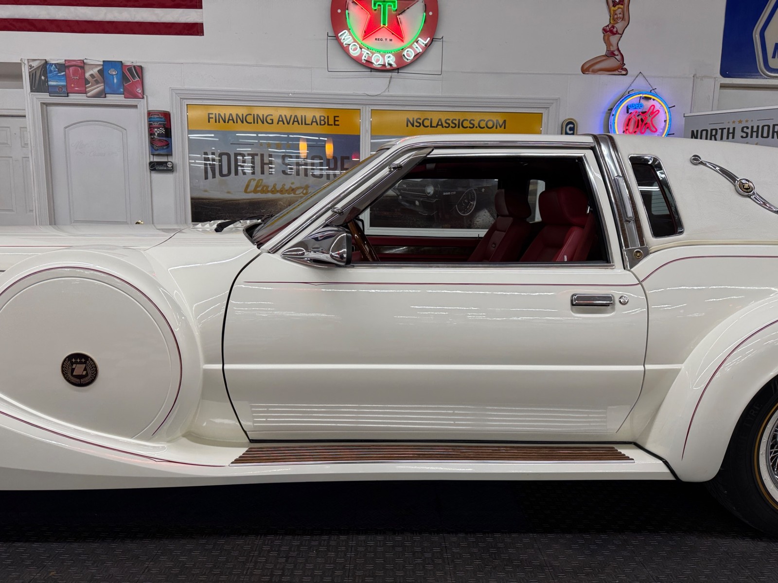 Ford-Mustang-1986-Sedan-25